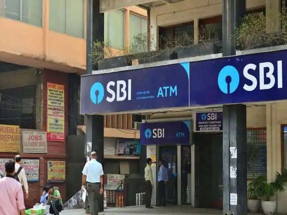 SBI Scheme: चालू वित्त वर्ष में SBI की 400 नई शाखाएं खोलने की योजना, लाखों लोगों को मिलेगा फायद