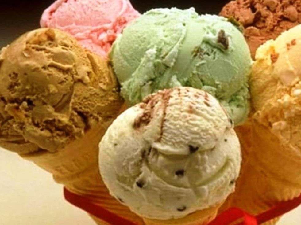 Tasty Ice Cream: घर पर बनाएं रंग-बिरंगी टेस्टी आइसक्रीम, गर्मियों में बच्चे रहेंगे हेल्दी