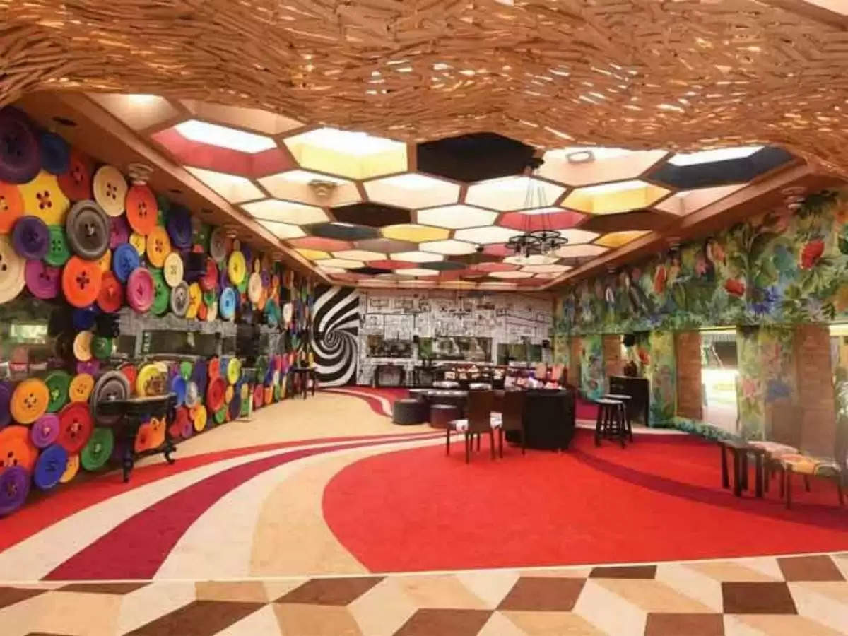 bigg boss set look