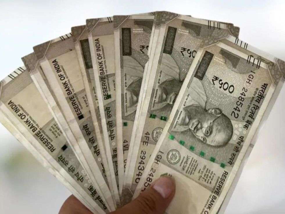 Business Idea: कम पैसे लगाकर शुरू करें ये बिजनेस, गर्मियों में होगी बंपर कमाई