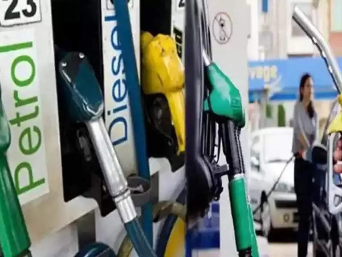 Prime Minister Modi gave a sign of gift, Petrol-Diesel will be cheaper by about Rs 20