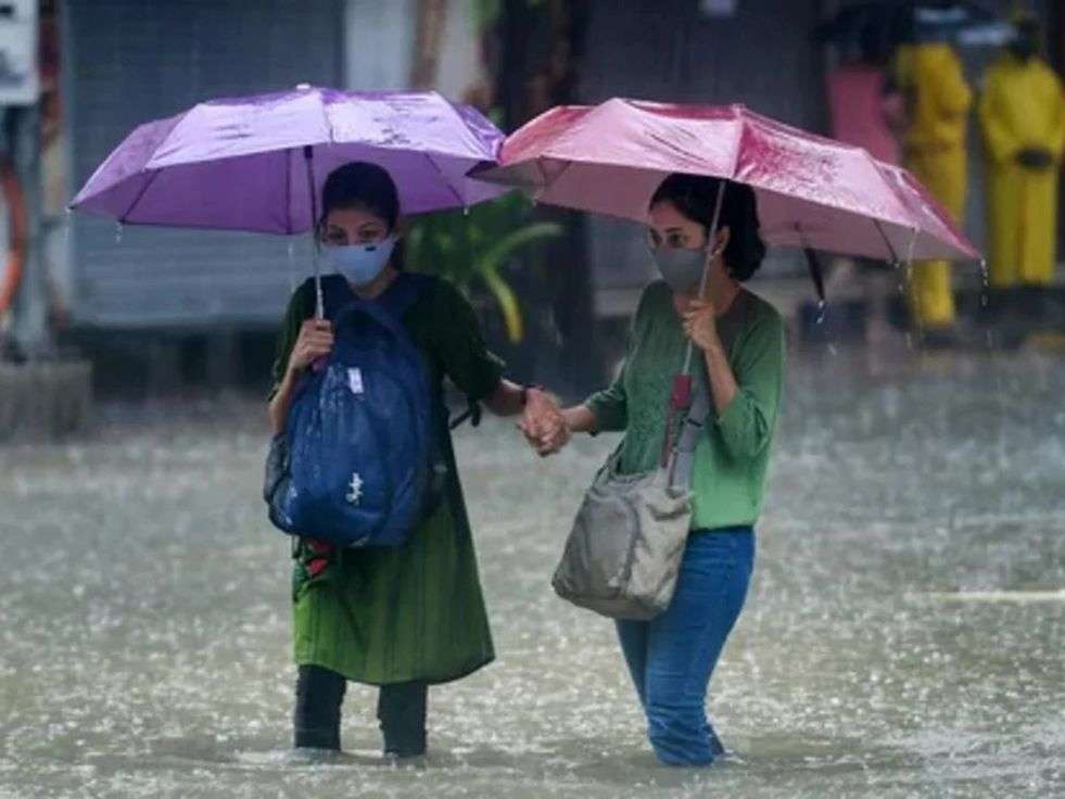 Rain Alert: भारत के कुछ हिस्सों में होगी भारी बारिश, मौसम विभाग ने जारी किया Rain Alert