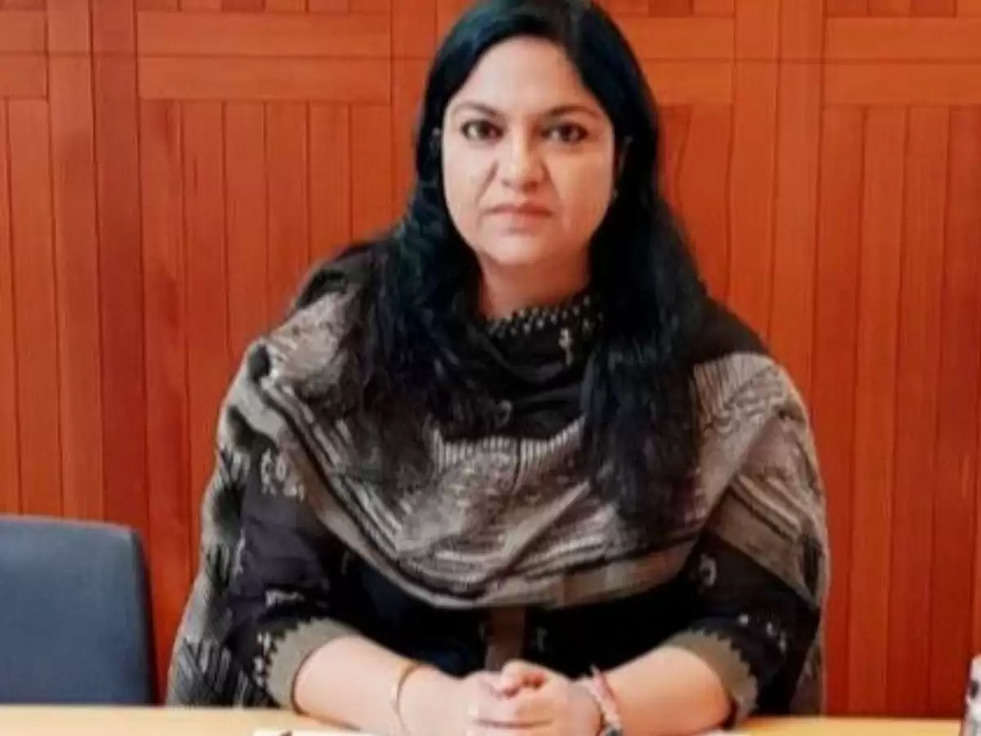 IAS Pooja Singhal Arrests: आईएएस पूजा सिंघल को ईडी ने किया गिरफ्तार, जानिए वजह