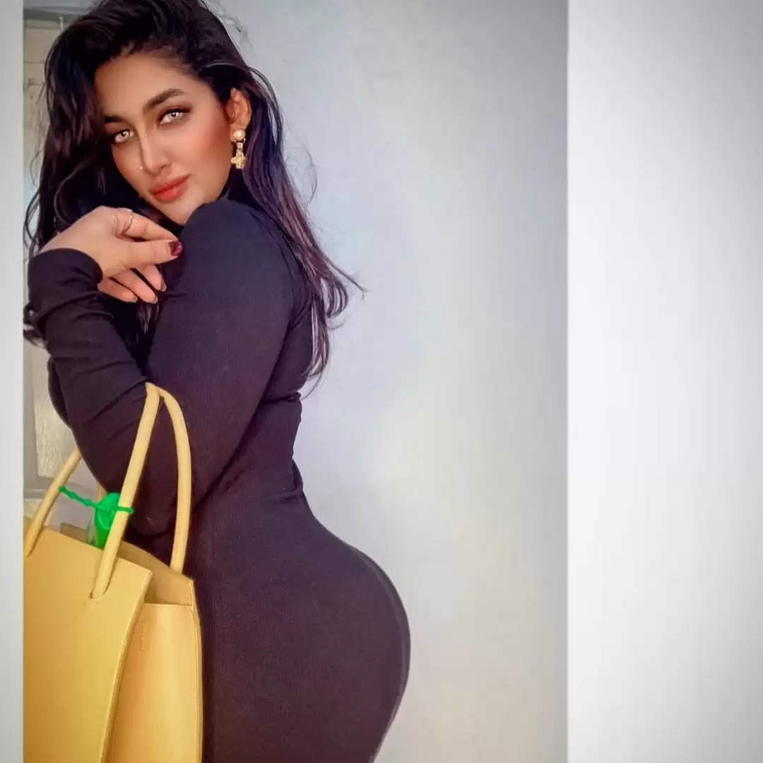 mathira pakistan