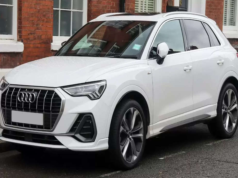 AUDI Q3: भारत में लॉन्च हुई नई ऑडी Q3,जानिए कीमत और फीचर्स तक की पूरी डिटेल