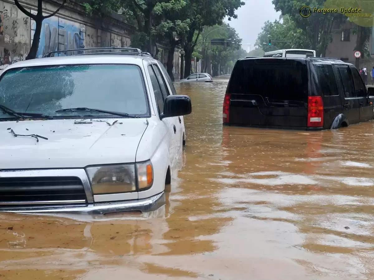 Flood crisis in Pakistan: आधे से ज्यादा पानी में डूबा  पाकिस्तान, लगा रहा मदद की गुहार 