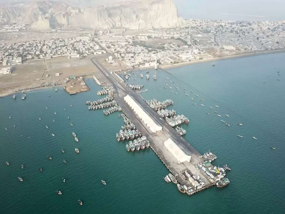 Gwadar Port: Adani के मुंद्रा पोर्ट की पाकिस्तान में चर्चा क्यों?