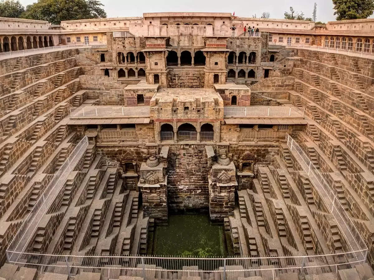 Step Well Architecture