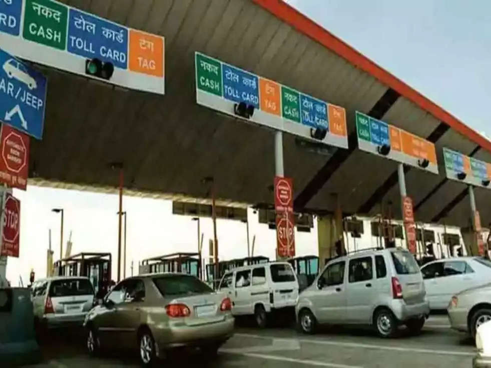 Toll Tax: अब नंबर प्लेट से कटेगा आपका टोल टैक्स, जानिए नया नियम